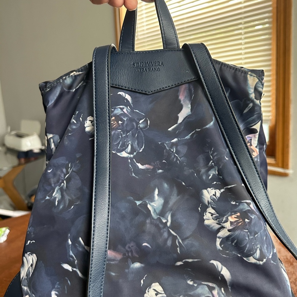 Simply Vera Wang Blue Floral Multi Pocket Bookbag
